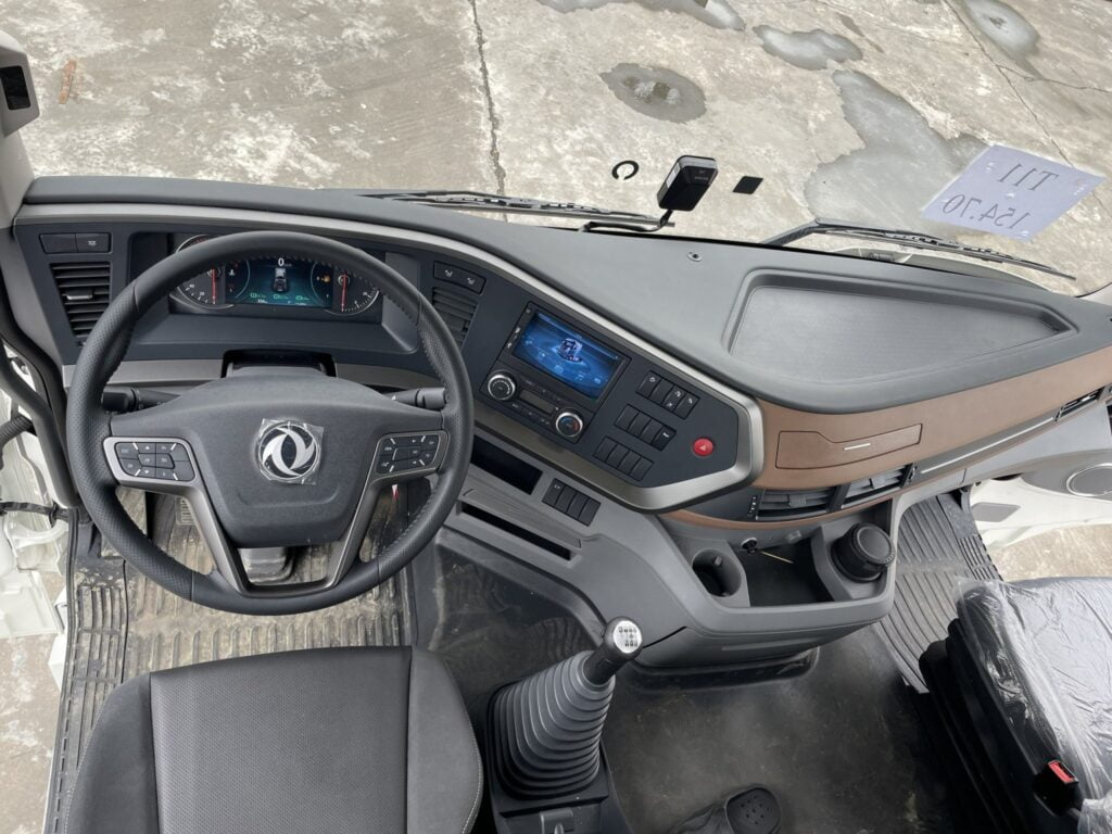 Xe Đầu Kéo Dongfeng GX 450 Hp