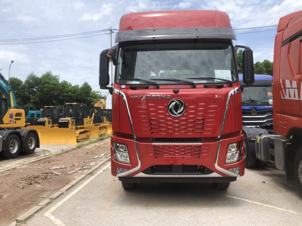 Xe Đầu Kéo Dongfeng X7 420 Hp