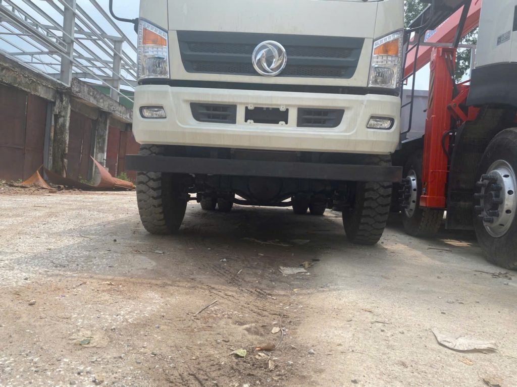 Xe Tải 2 Cầu Dongfeng 5m3 Thùng Cao 2m52
