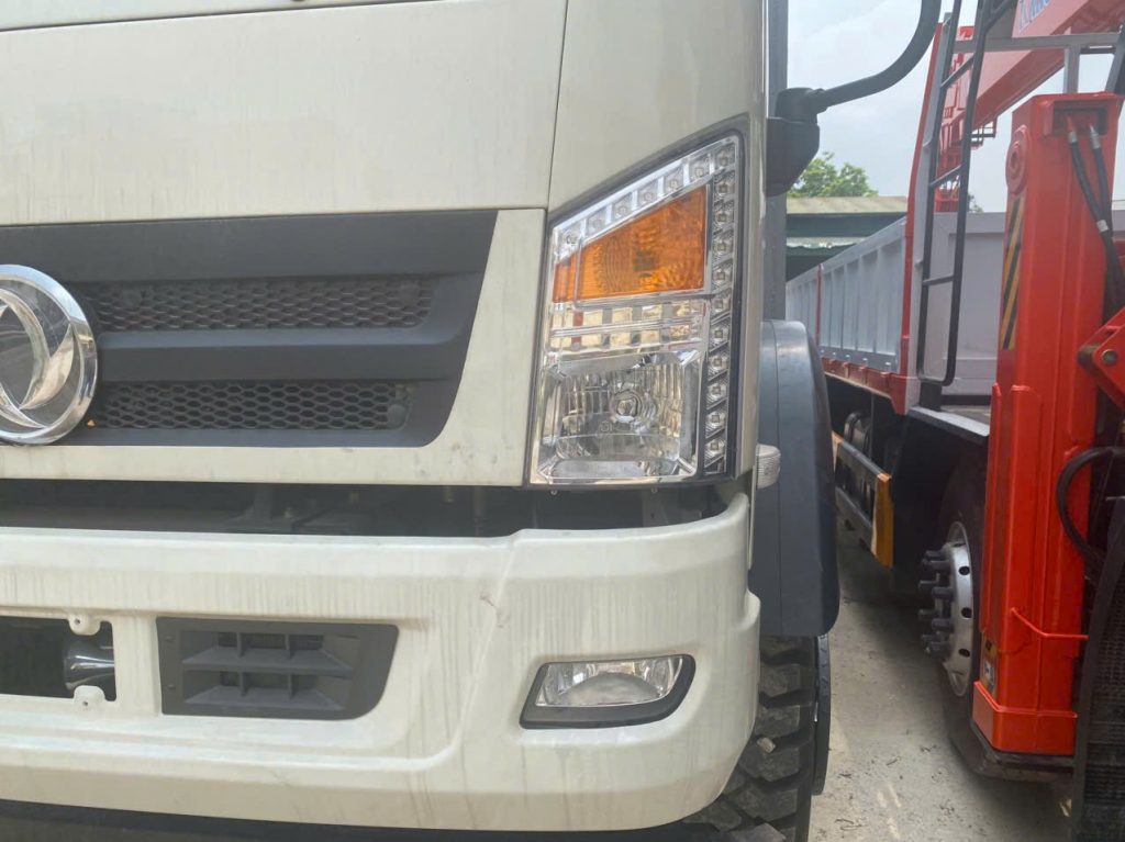 Xe Tải 2 Cầu Dongfeng 5m3 Thùng Cao 2m52