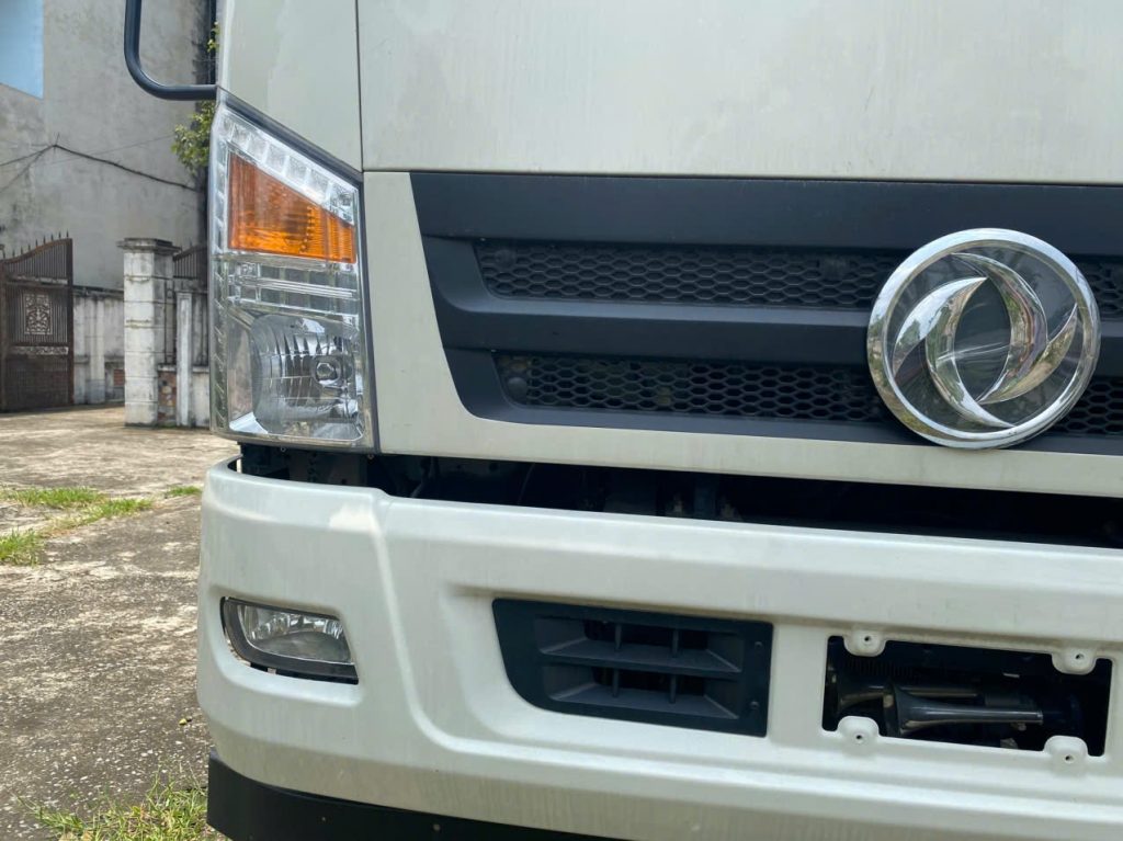 Xe Tải 2 Cầu 6m3 Dongfeng 7 Tấn Cao 2m52