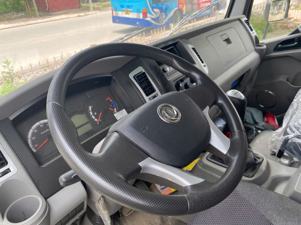 Xe Tải 2 Cầu 6m3 Dongfeng 7 Tấn Cao 2m52