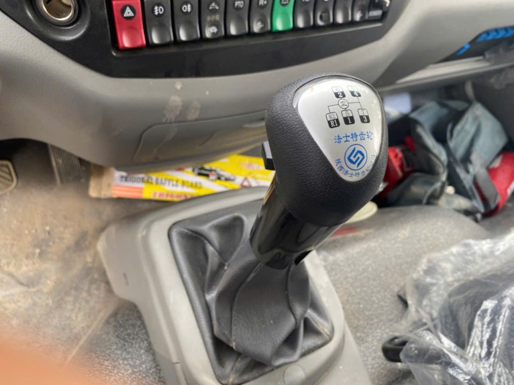 Xe Tải 2 Cầu 6m3 Dongfeng 7 Tấn Cao 2m52